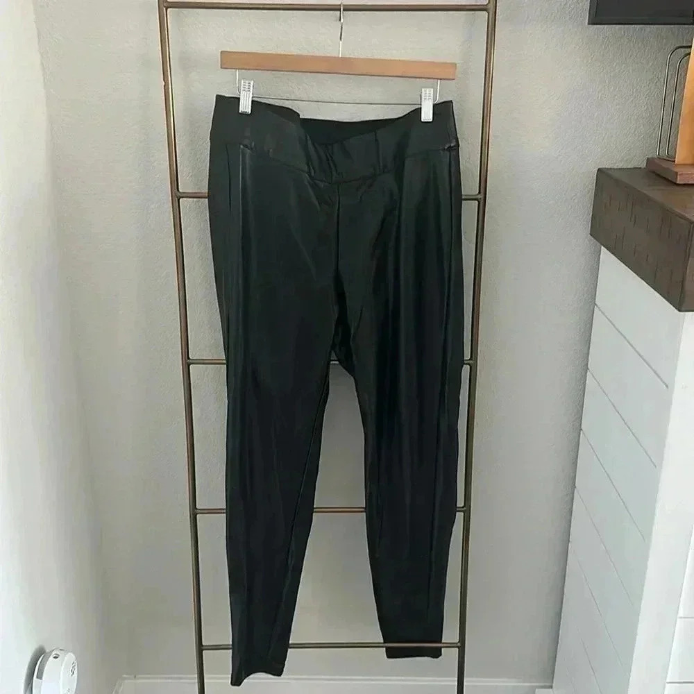 LANE BRYANT 14-16 leather pull on pants